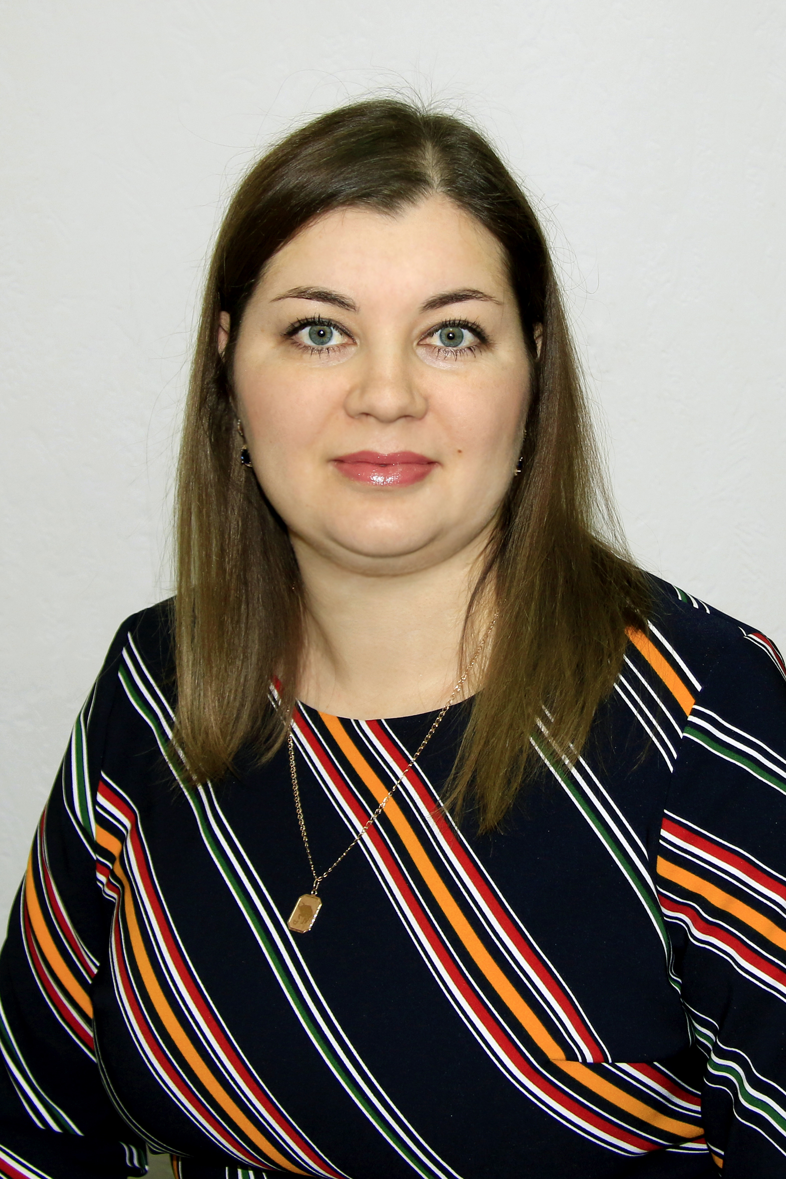 Устюгова Гульнара Шамильевна.